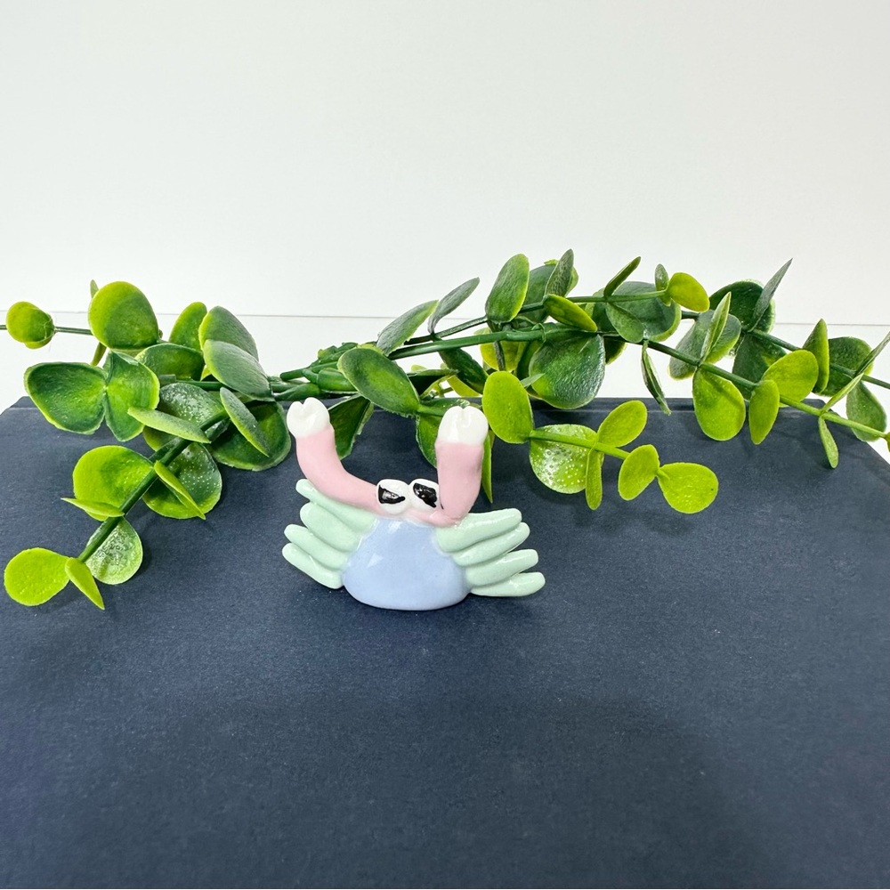 Vintage Mini Crab Figurine